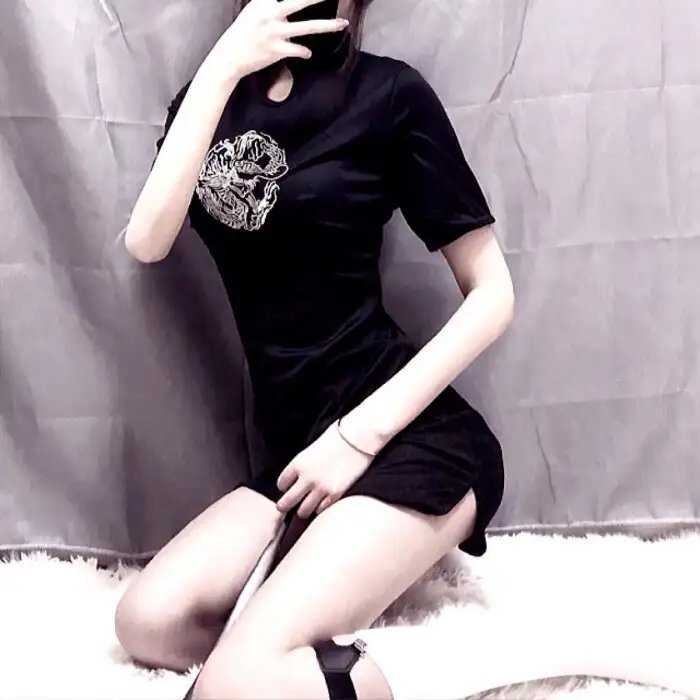 尸气逼人